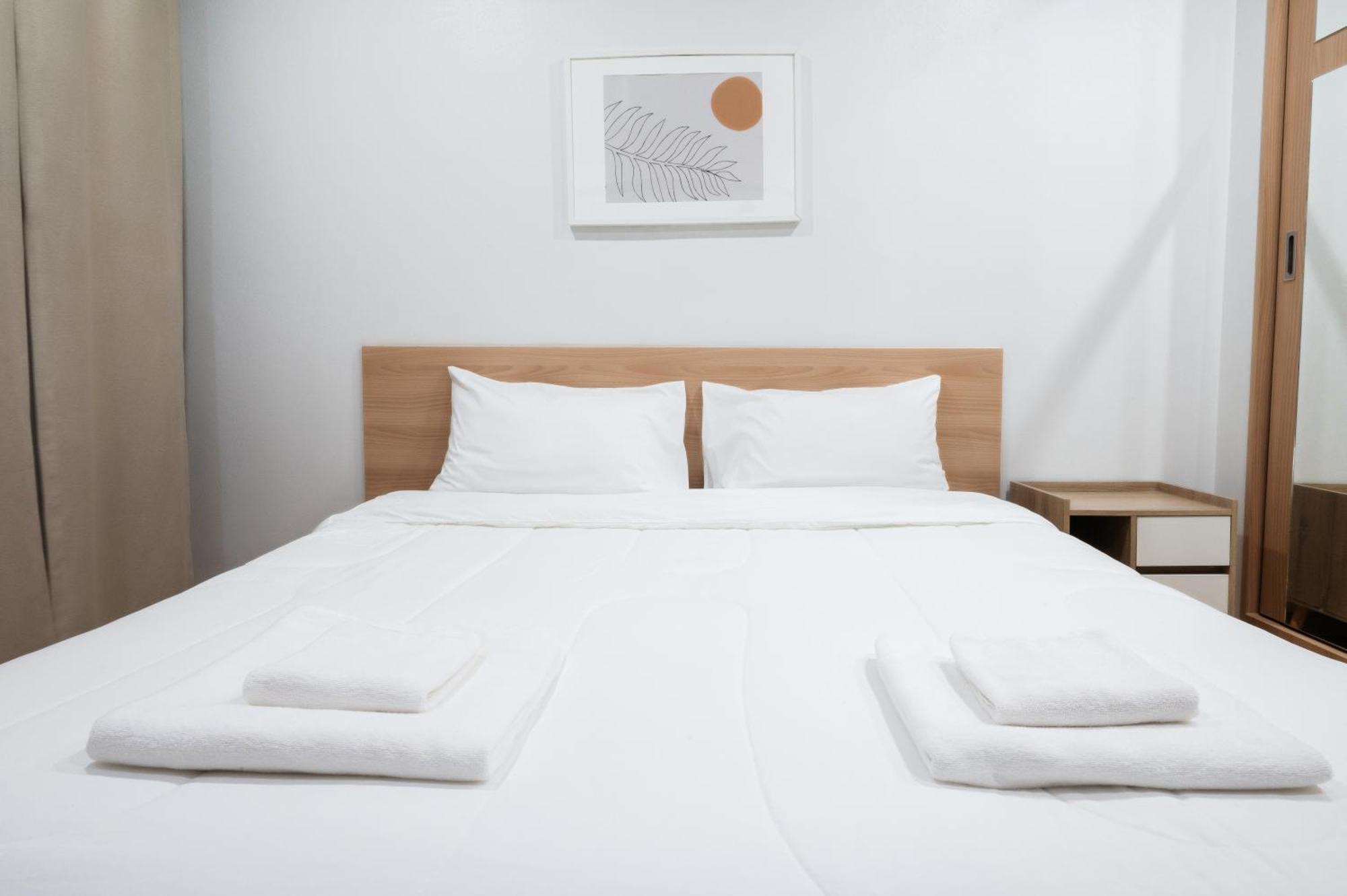 Creston Grand Hotel Suphan Buri Buitenkant foto